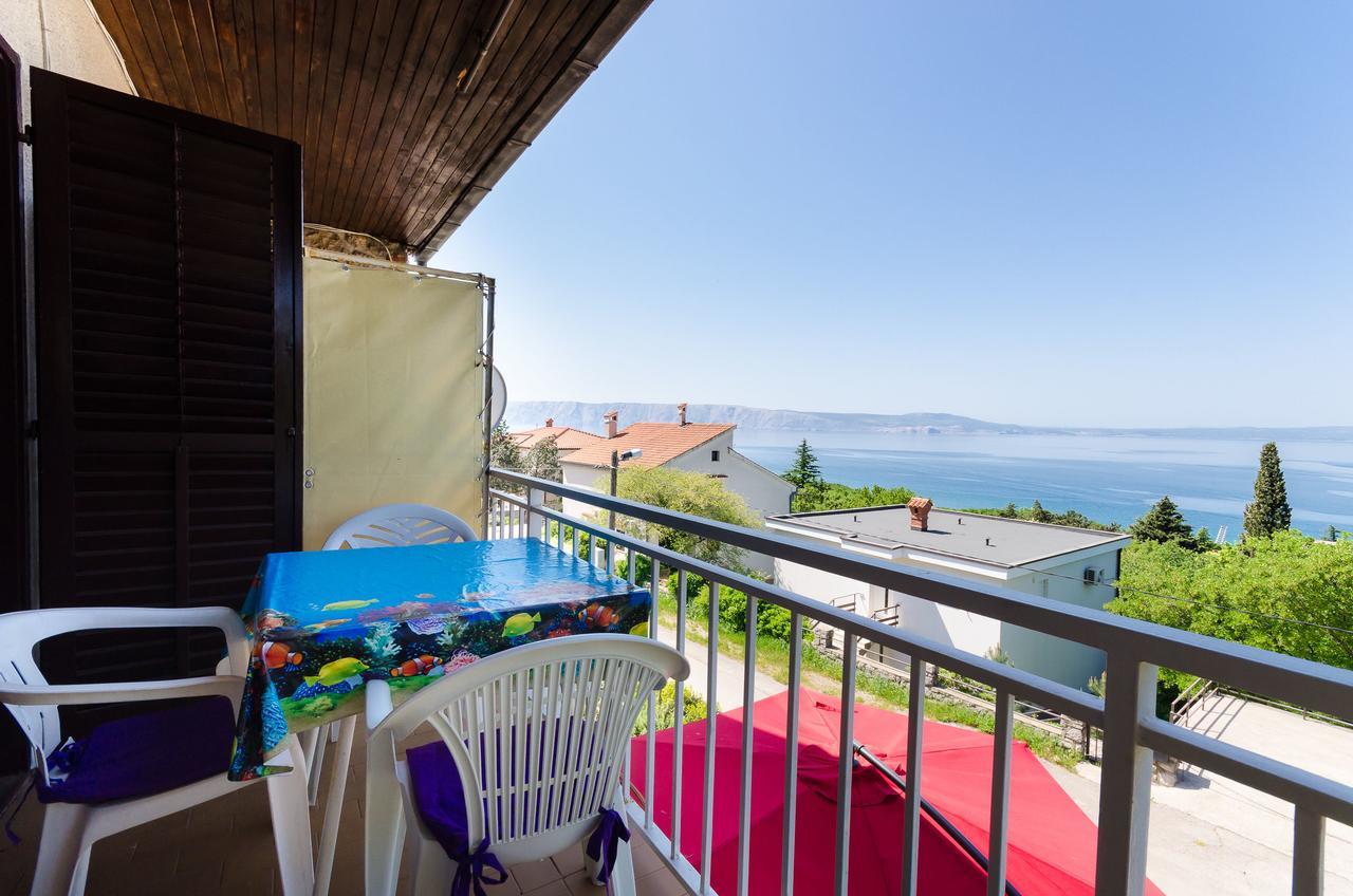 Apartments And Room Luka Klenovica Exterior photo